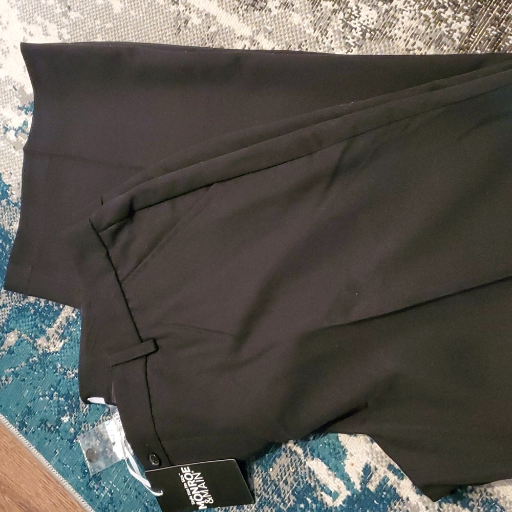 MONROE AND MAIN BLACK DRESS PANTS SIZE 14